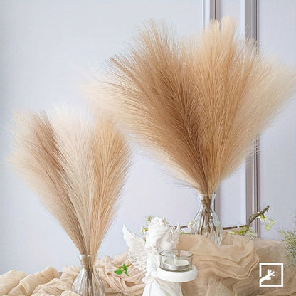 Decorative Pampas Grass - Elegant Faux Flowers for Any Occasion