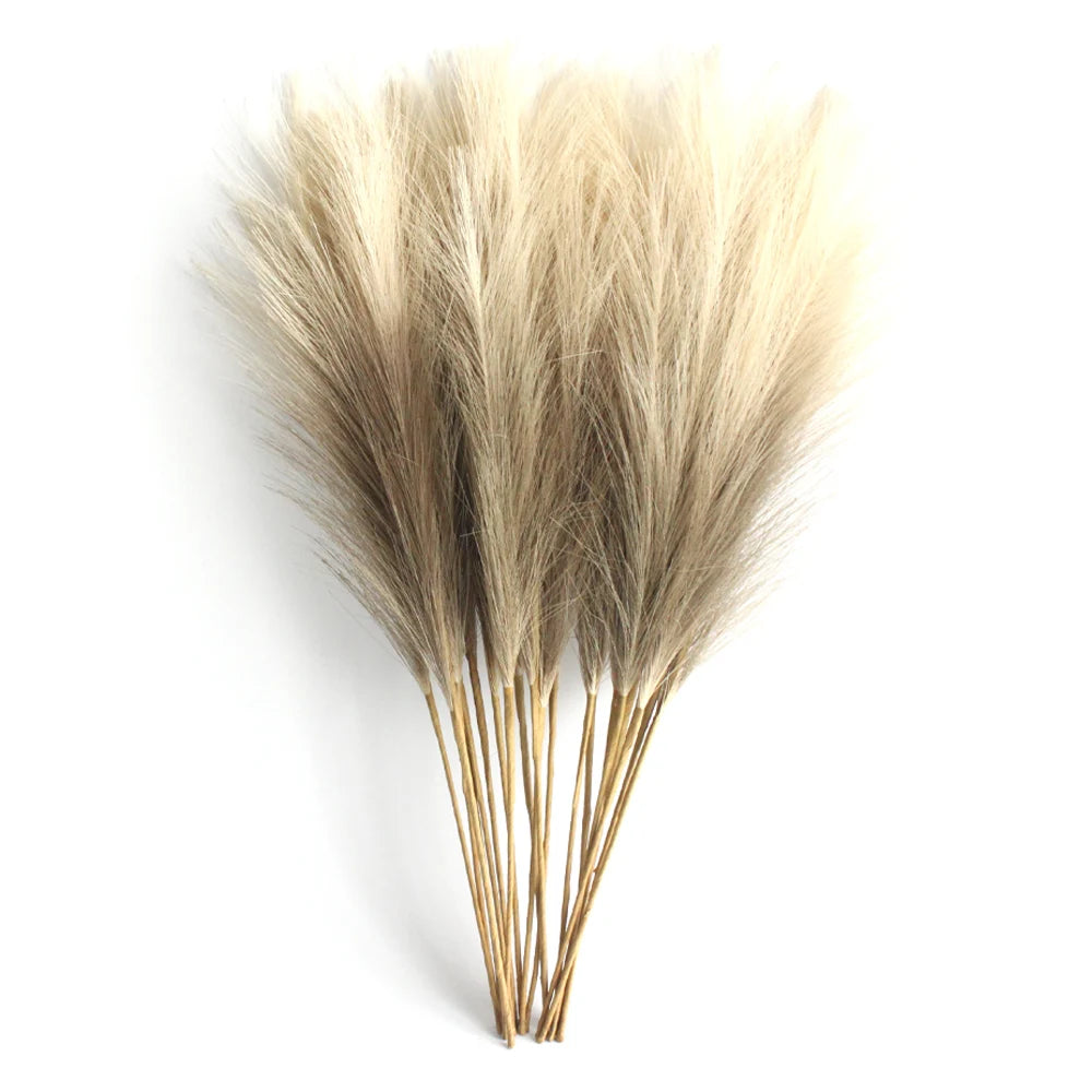 Decorative Pampas Grass - Elegant Faux Flowers for Any Occasion