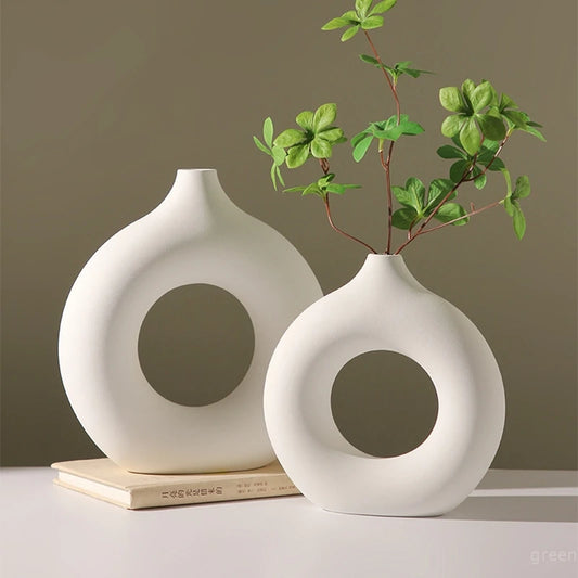 Durable White Plastic Vase - Modern Donut Design for Decor